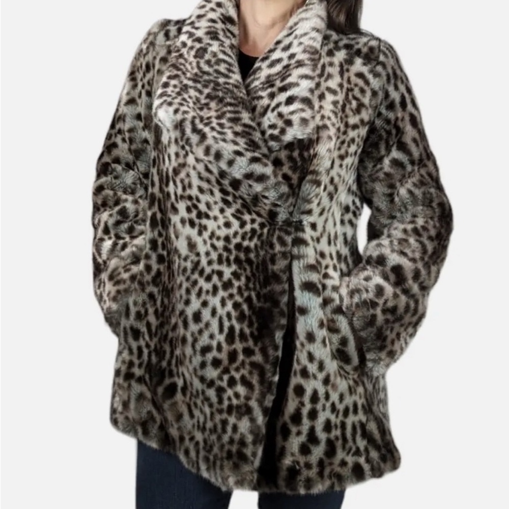 ZARA TRF OVERSIZED LEOPARD PRINT JACKET
SIZE US MEDIUM